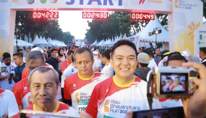 Semarak Ivent Riau Bhayangkara Run 2023 Di Pekanbaru, Ribuan Warga Ikuti Antusias